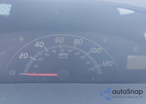 2010 Toyota Yaris z USA, uszkodzony, nr VIN JTDJT4K38A5301825